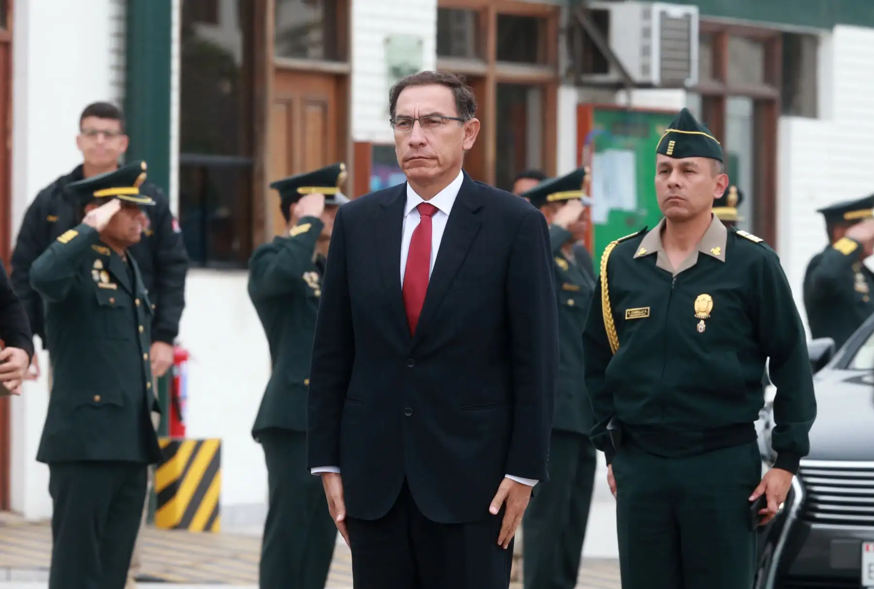Presidente Martín Vizcarra recibió los féretros  de los policías asesinados en un ataque narcoterrorista, en el Vraem.Foto: ANDINA/Norman Córdova