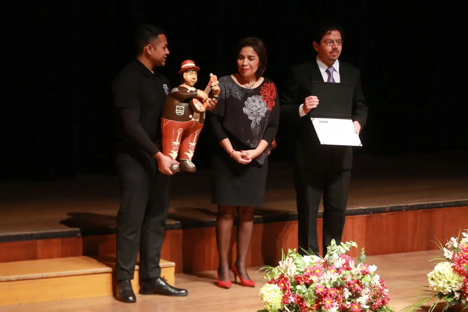 Ceremonia de premiación del Concurso Nacional de la Canción y Logotipo para la conmemoración del Bicentenario de la Independencia del Perú. Foto: ANDINA/Vidal Tarqui