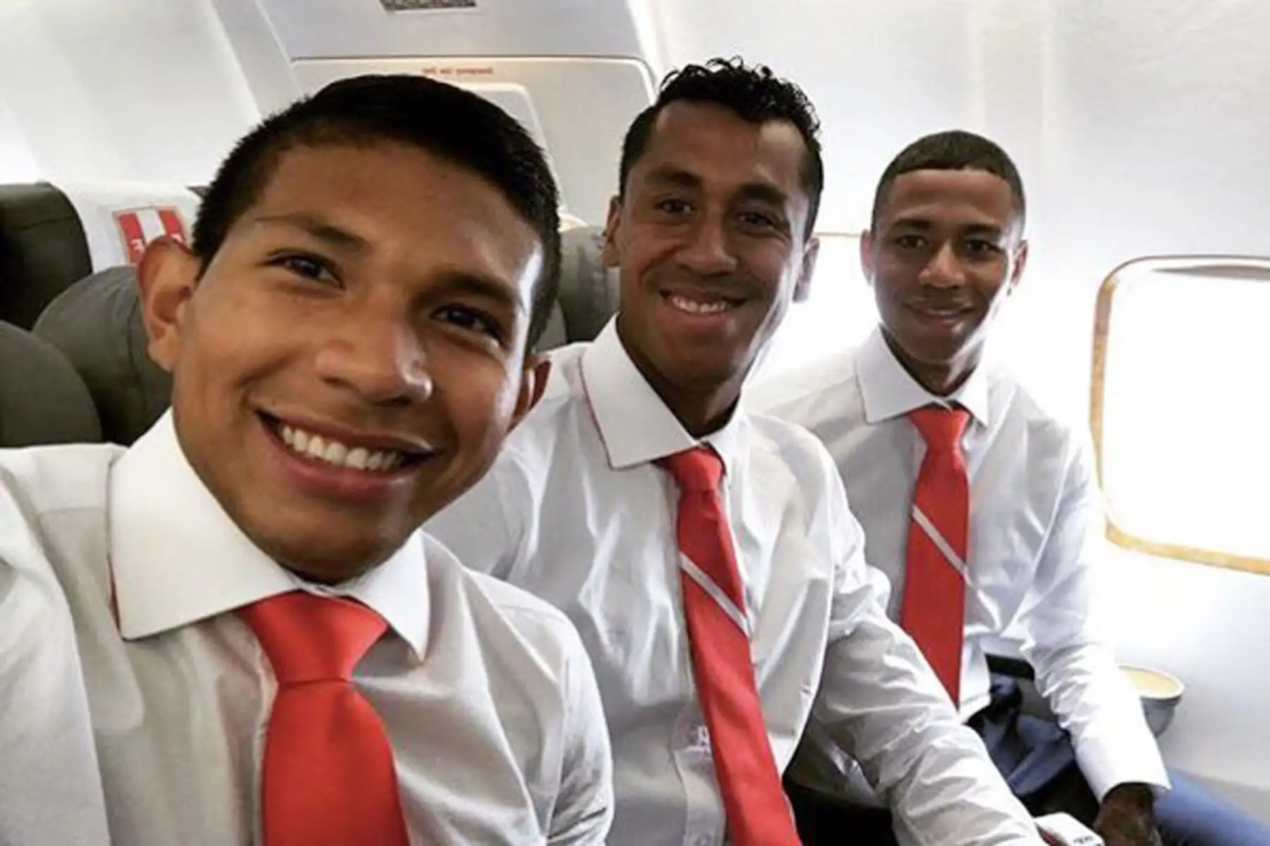 Jugadores de la selección peruana arriban a Rusia. Foto: Andina/FPF