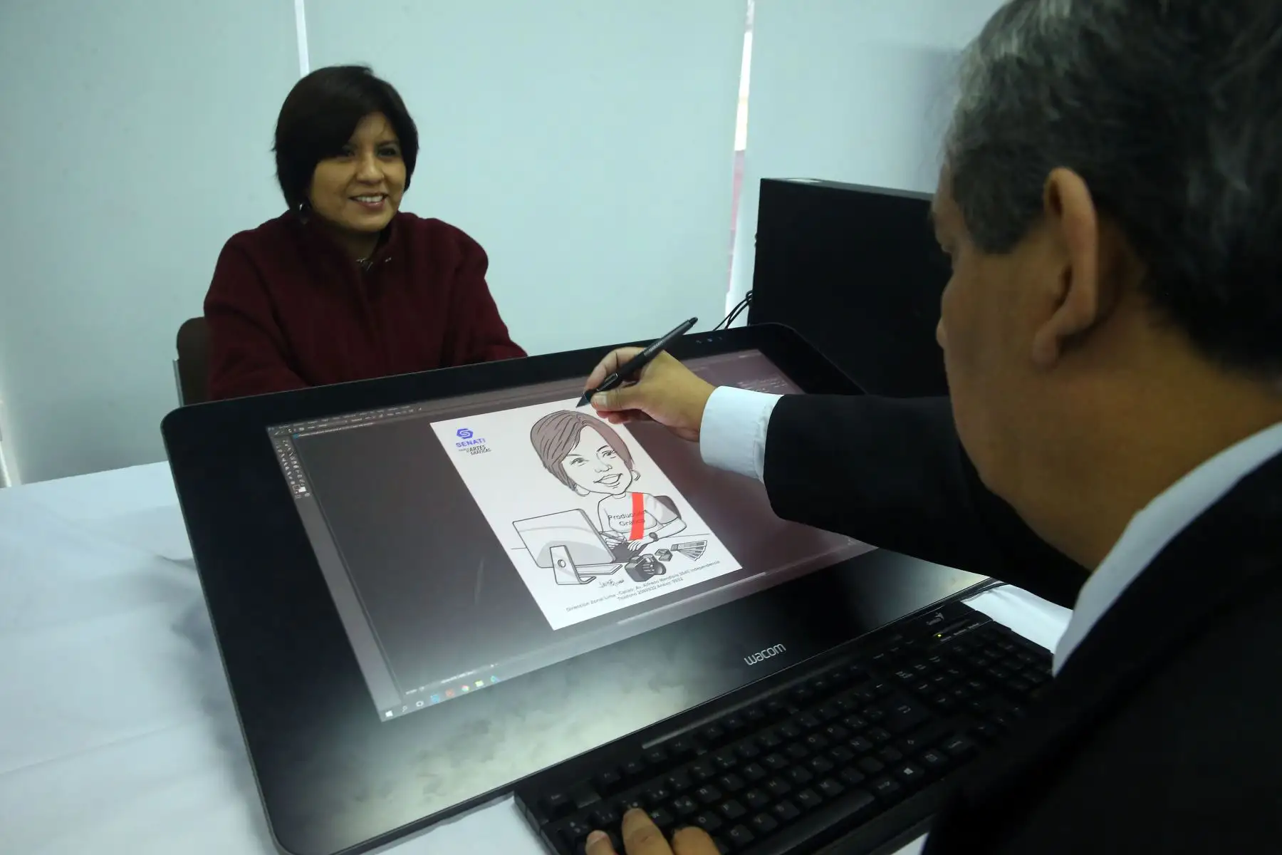 La exactitud en el trazado forma parte del trabajo emn SENATI. Foto: ANDINA/Luis Iparraguirre