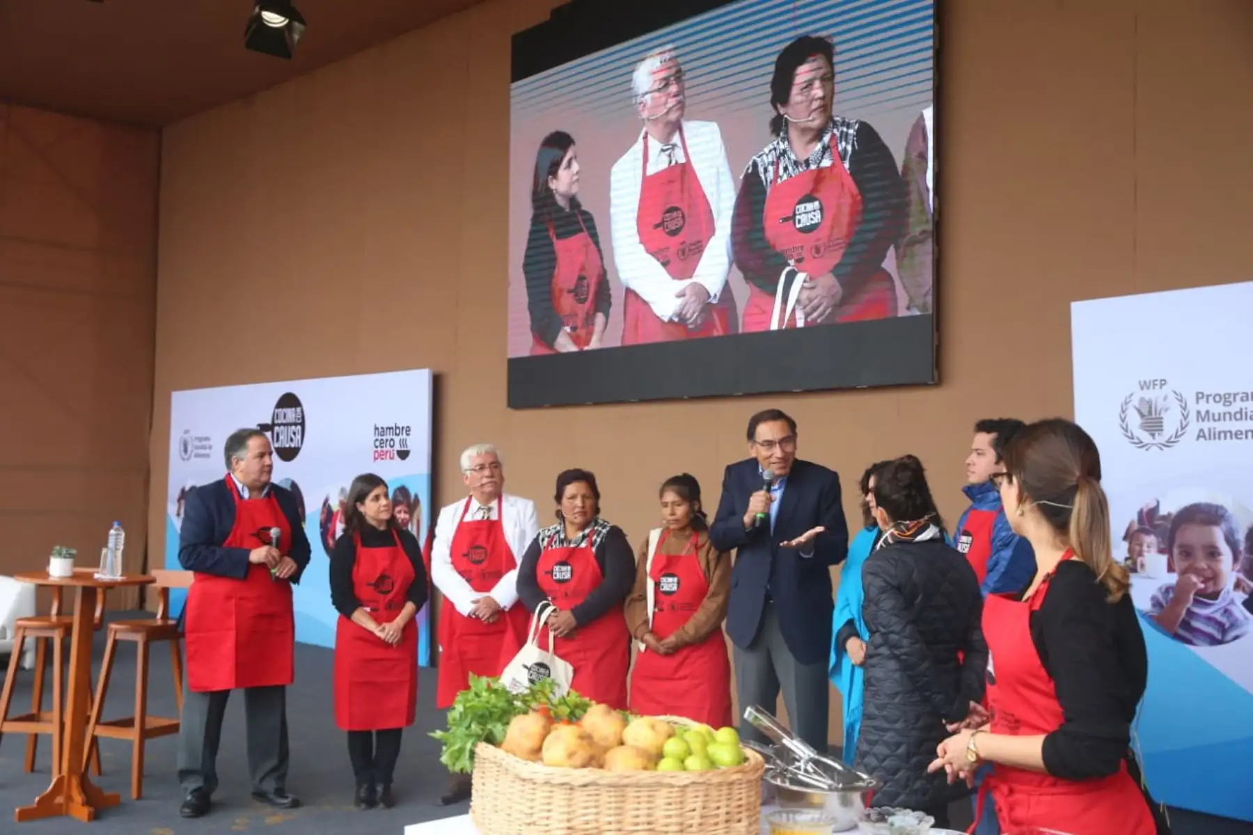 Presidente Martin Vizcarra lidera lanzamiento de segunda temporada de Cocina Con Causa, iniciativa multisectorial que promueve uso de alimentos nutritivos en la mesa peruana. ¡Unidos en la lucha contra la anemia y la desnutrición infantil!. Foto: ANDINA/Prensa Presidencia