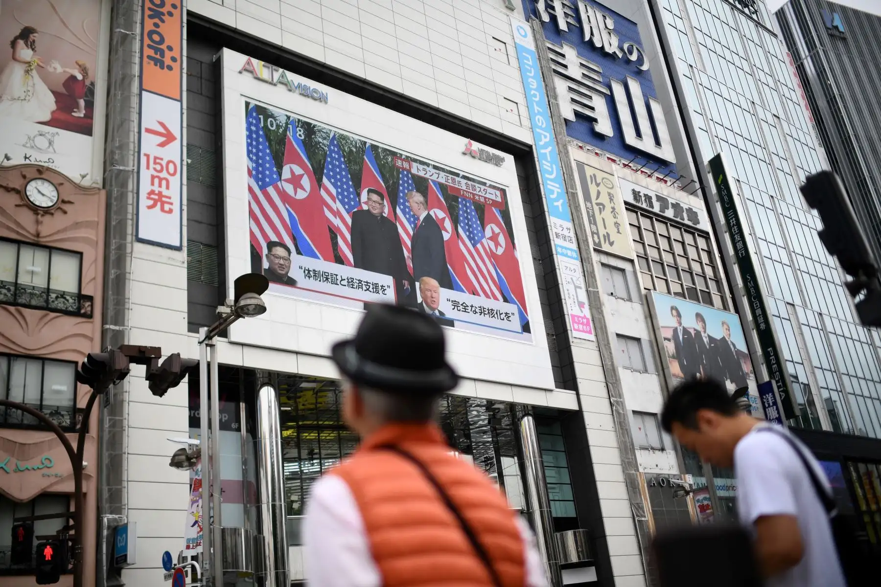 Los líderes de Estados Unidos y Corea del Norte, Donald Trump y Kim Jong-un hacen historia en el hotel Capella de la isla de Sentosa en Singapur.Foto: AFP