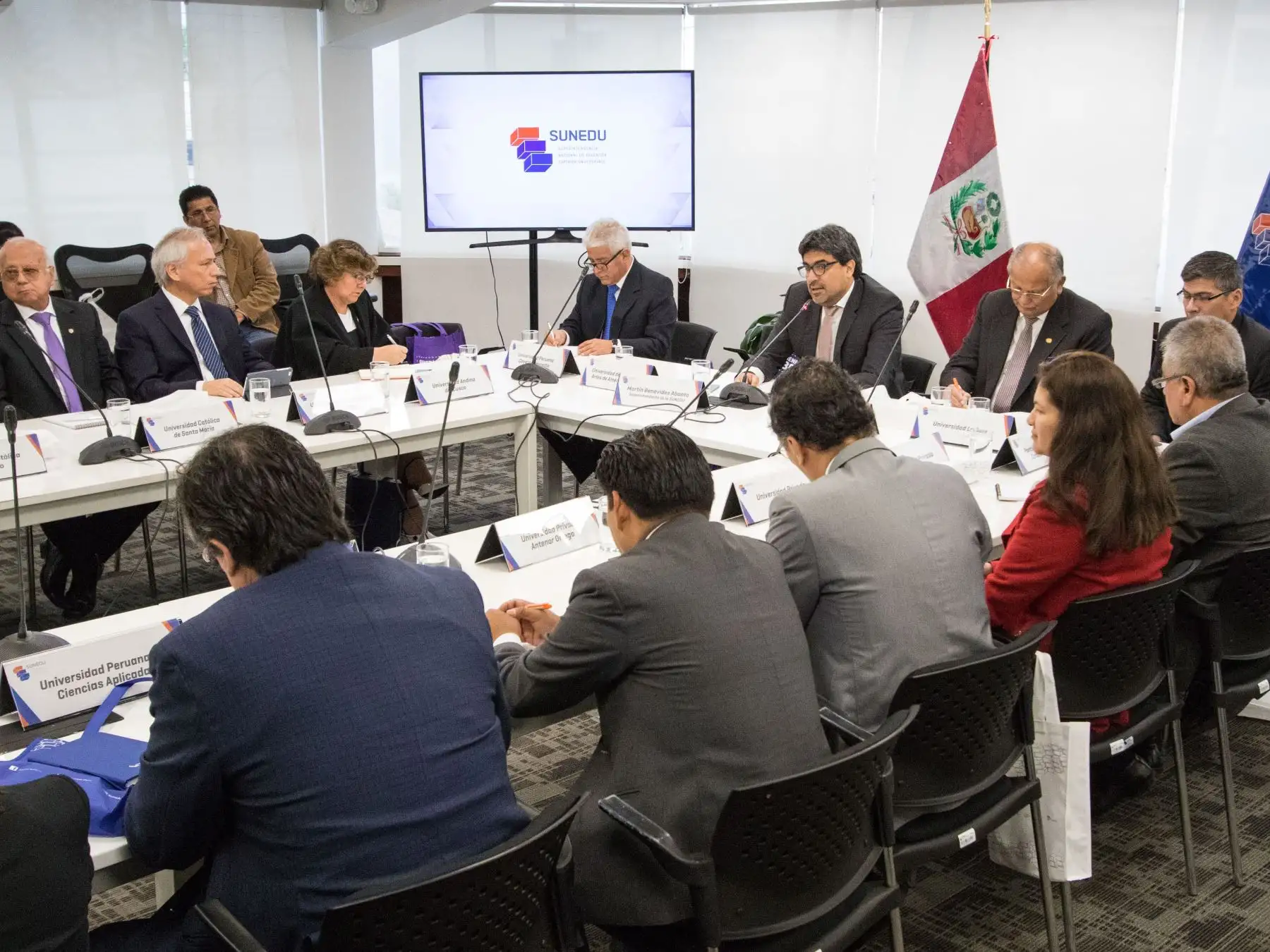I Encuentro Nacional de Universidades Licenciadas: “Mejora de la calidad, experiencias y desafíos”. Sunedu se reunió con 40 rectores.