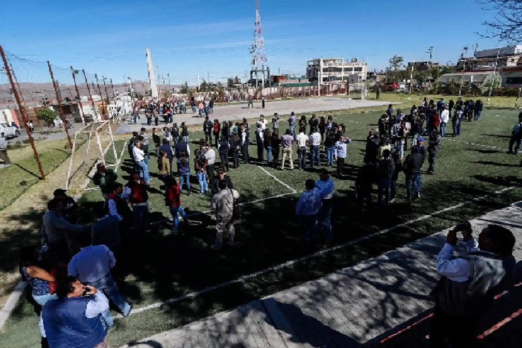 Arequipeños participaron activamente de simulacro de sismo