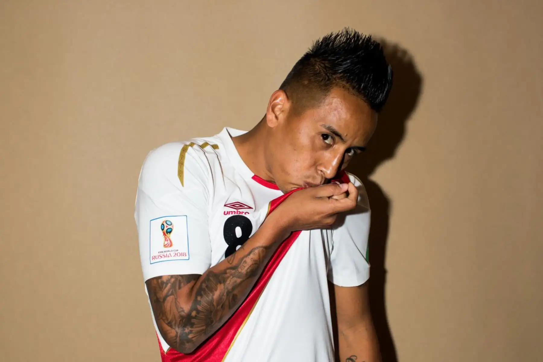 El volante Christian Cueva en sesión de fotos de la selección peruana en Rusia. Foto: ANDINA/ Gilda Arrúa
