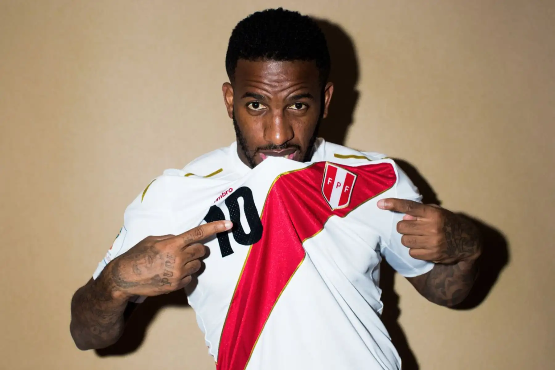 Delantero Jefferson Farfán en sesión de fotos de la selección peruana en Rusia. Foto: ANDINA/ Gilda Arrúa
