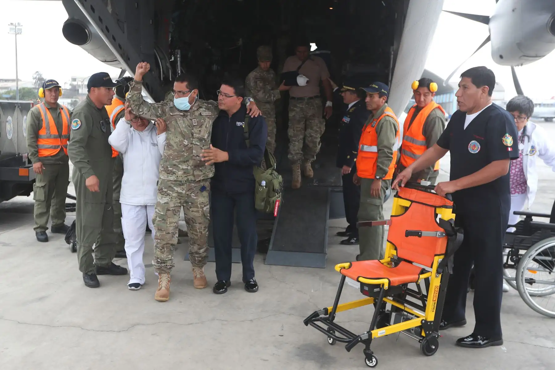 Los seis militares que resultaron heridos tras el ataque a una base militar en el Vraem llegaron a Lima para continuar su tratamiento. Foto: ANDINA/MINDEF