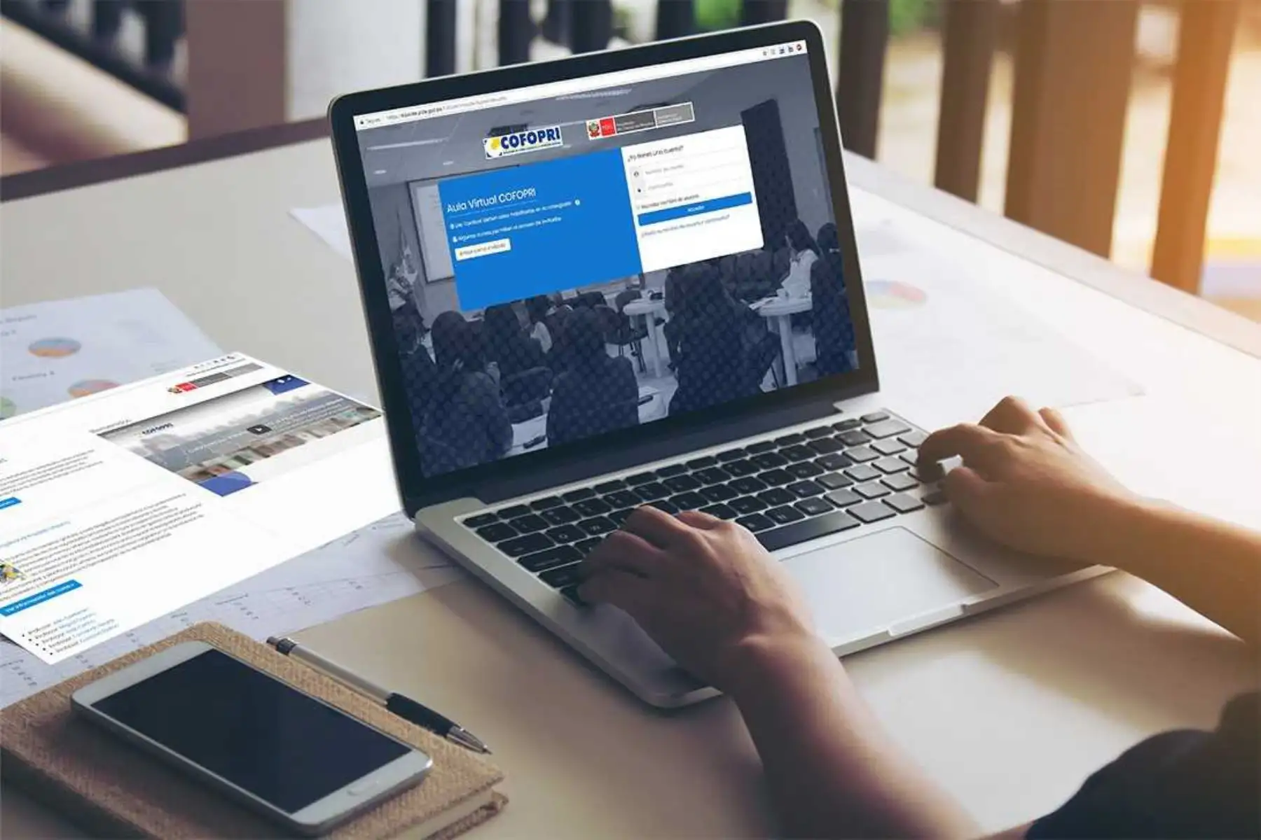 A partir del 1 de julio del 2018, el Organismo de Formalización de la Propiedad Informal (Cofopri), inició su primer curso virtual gratuito, con el cual empieza una nueva etapa en la innovación de sus procedimientos en el fortalecimiento de capacidades y articulación entre los diferentes niveles de gobierno para la sostenibilidad de los procesos de titulación predial en todo el país.