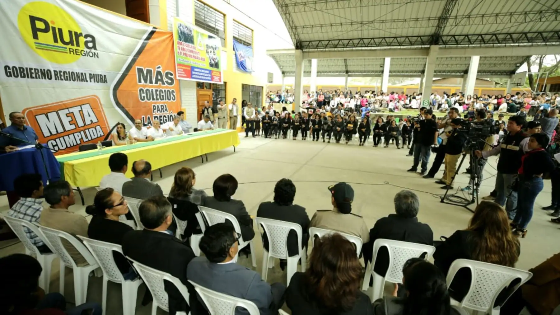 El jefe del Gabinete Ministerial, César Villanueva, participa de una nueva edición del Muni Ejecutivo en la región Piura, junto a autoridades ediles locales y provinciales. Foto: ANDINA/PCM
