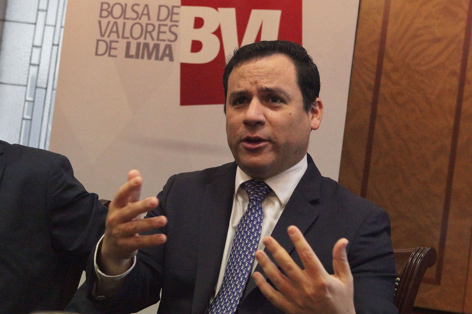 Gerente general adjunto de negocios de la BVL, Miguel Ángel Zapatero. ANDINA/Héctor Vinces