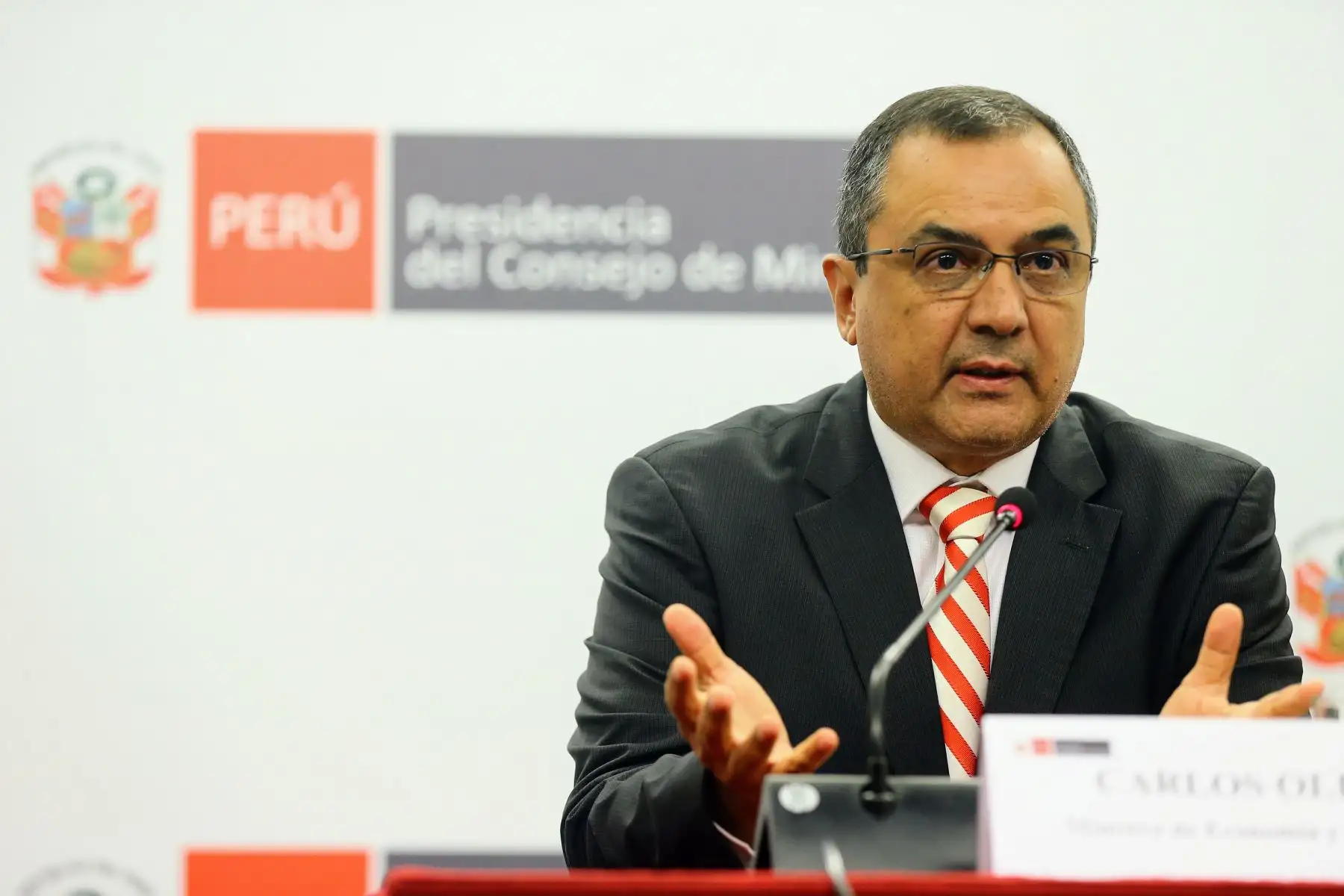 Minstro de Economía y Finanzas, Carlos Oliva. ANDINA/Luis Iparraguirre