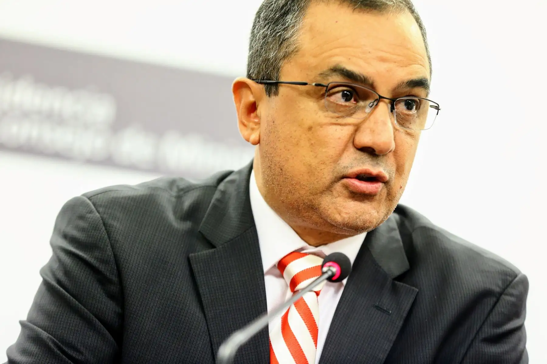 Ministro de Economía y Finanzas, Carlos Oliva. ANDINA/Luis Iparraguirre