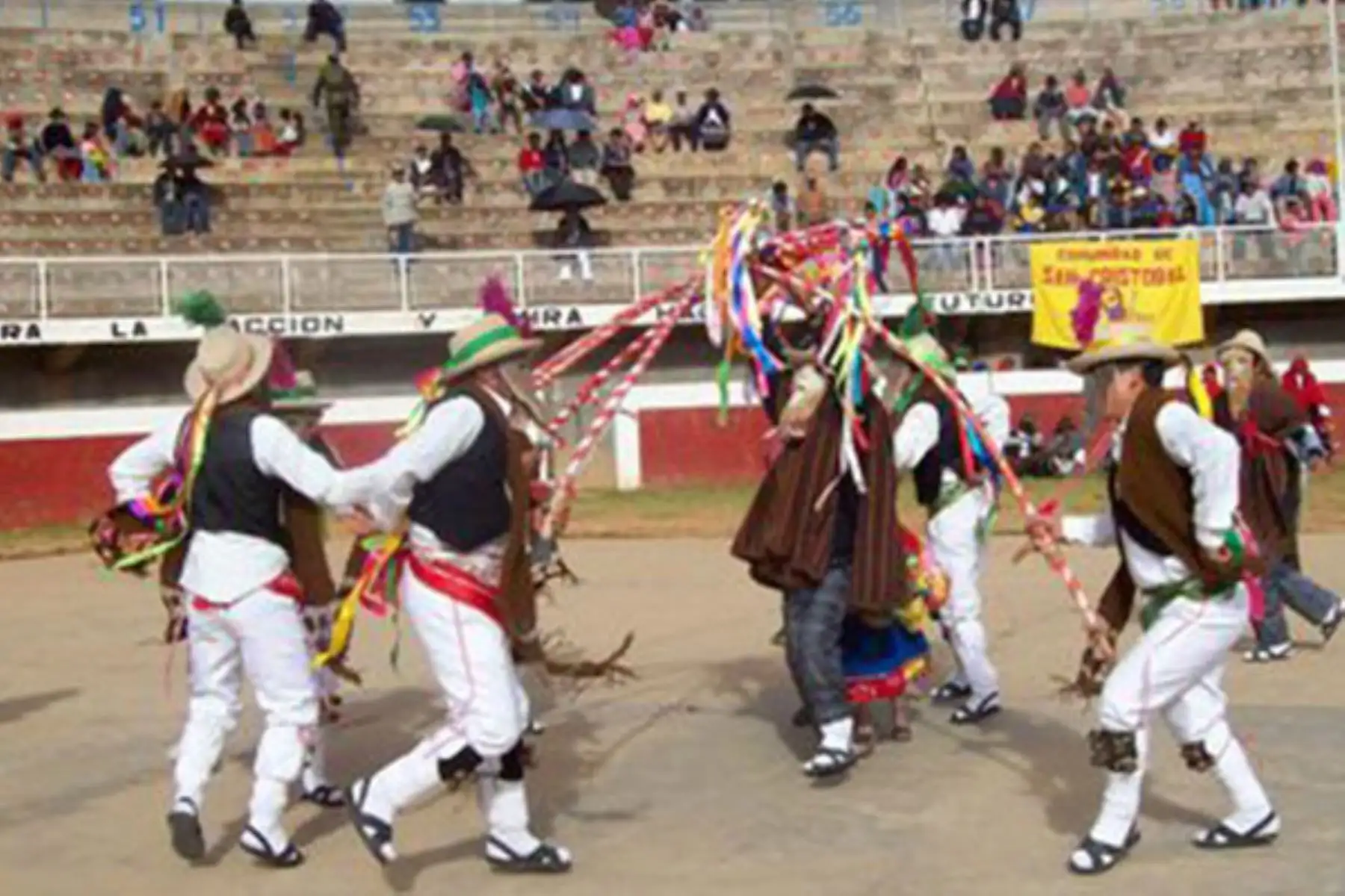 Por tratarse de una expresión cultural que celebra la actividad agrícola, fundamental dentro de la cosmovisión, organización social y economía de las culturas andinas del Perú, el Ministerio de Cultura declaró Patrimonio Cultural de la Nación a la danza Tatash, del anexo de Hualgoy y del centro poblado de La Florida, distrito de Llata, provincia de Huamalíes, región Huánuco.