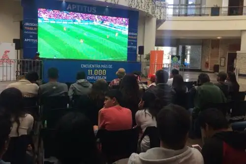 Arequipeños vibraron con la inauguración del Mundial Rusia 2018. ANDINA