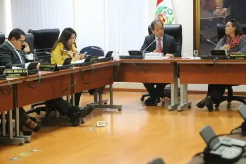 Los términos de referencia que servirán para elaborar los planes maestros para las soluciones integrales para el manejo de 18 ríos y el drenaje pluvial de 7 ciudades de la costa peruana ya se concluyeron y están listos para ser licitados, informó el director ejecutivo de la Autoridad para la Reconstrucción con Cambios (ARCC), Edgar Quispe Remón.