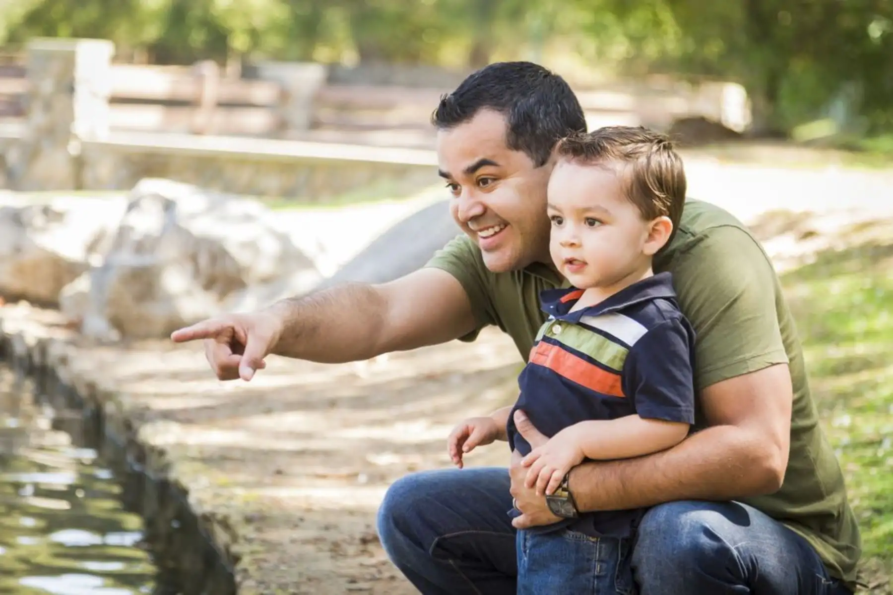 ¿Cuáles son los retos que asumen los padres que educan a sus hijos sin pareja?. Foto: ANDINA/Difusión.
