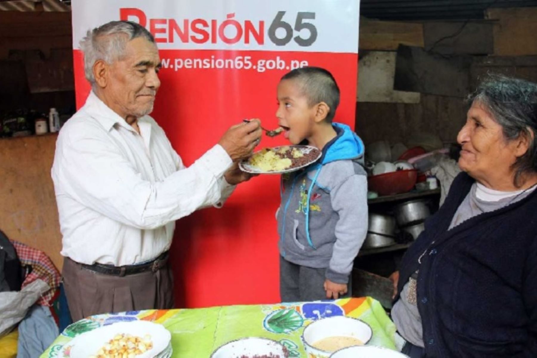 Día del Padre: centenarios de Pensión 65 revelan secretos de su longevidad