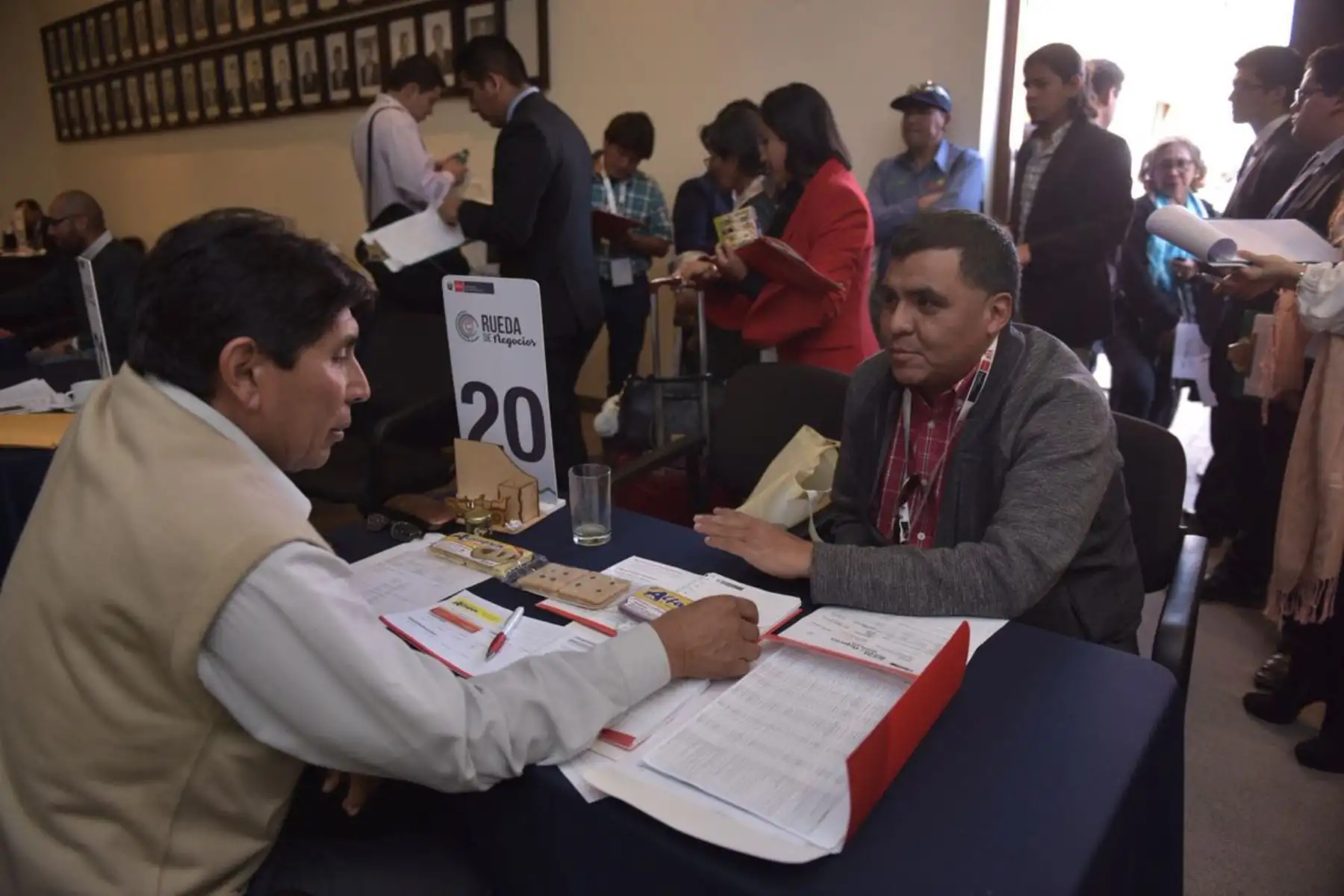 Con el objetivo de mostrar los atractivos turísticos de La Libertad, Lambayeque y Amazonas a los operadores turísticos de Cusco, y apoyar las iniciativas del sector privado en torno a la promoción de destinos interregionales, se realiza hoy un workshop y seminario “Destinos del Norte”, en la Ciudad Imperial, informó Promperú. ANDINA/Difusión