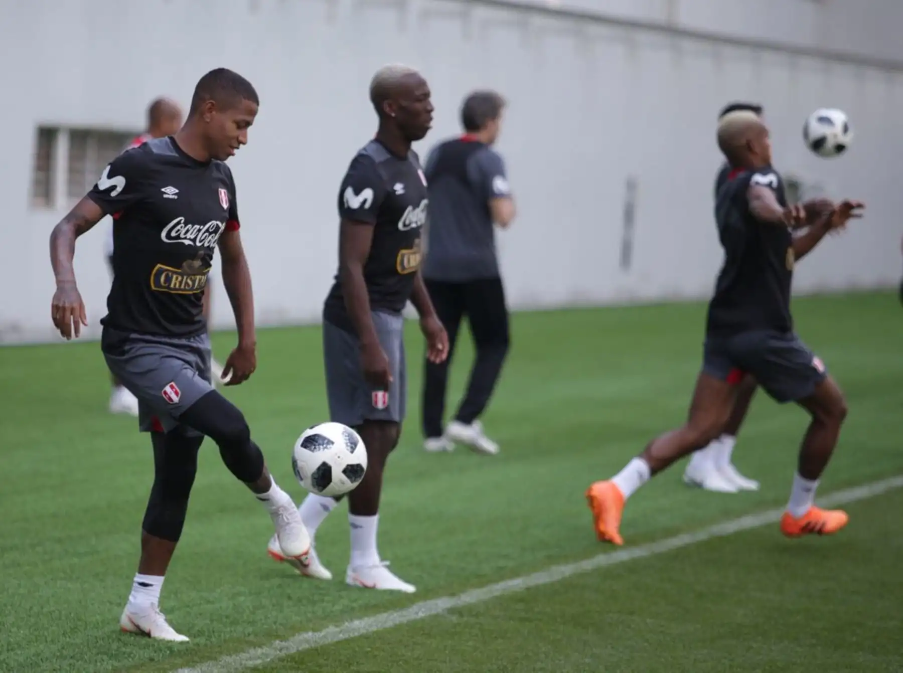 Entrenamiento de la selección peruana en Rusia. Foto: ANDINA/FPF