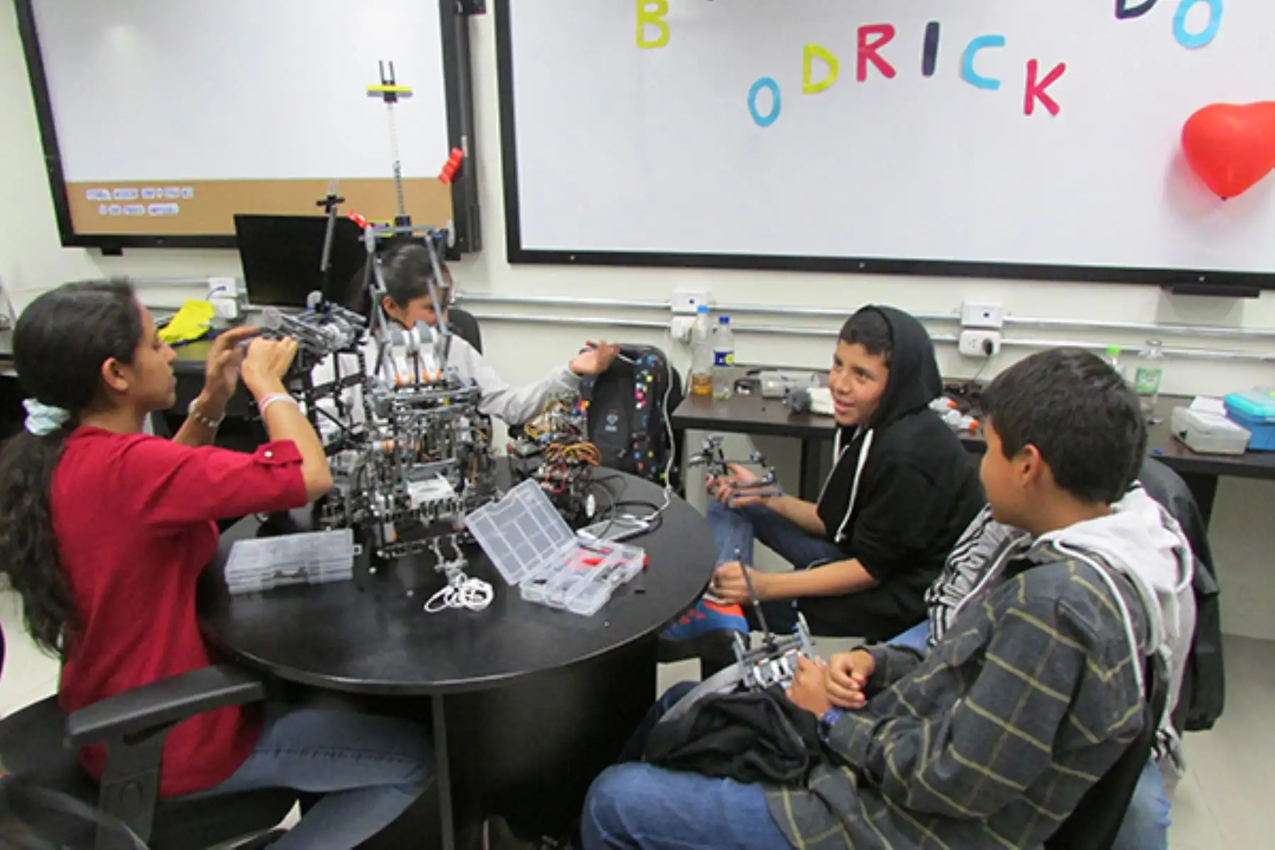 Delegación de estudiantes de Arequipa participará en Mundial de Robótica. ANDINA/Difusión