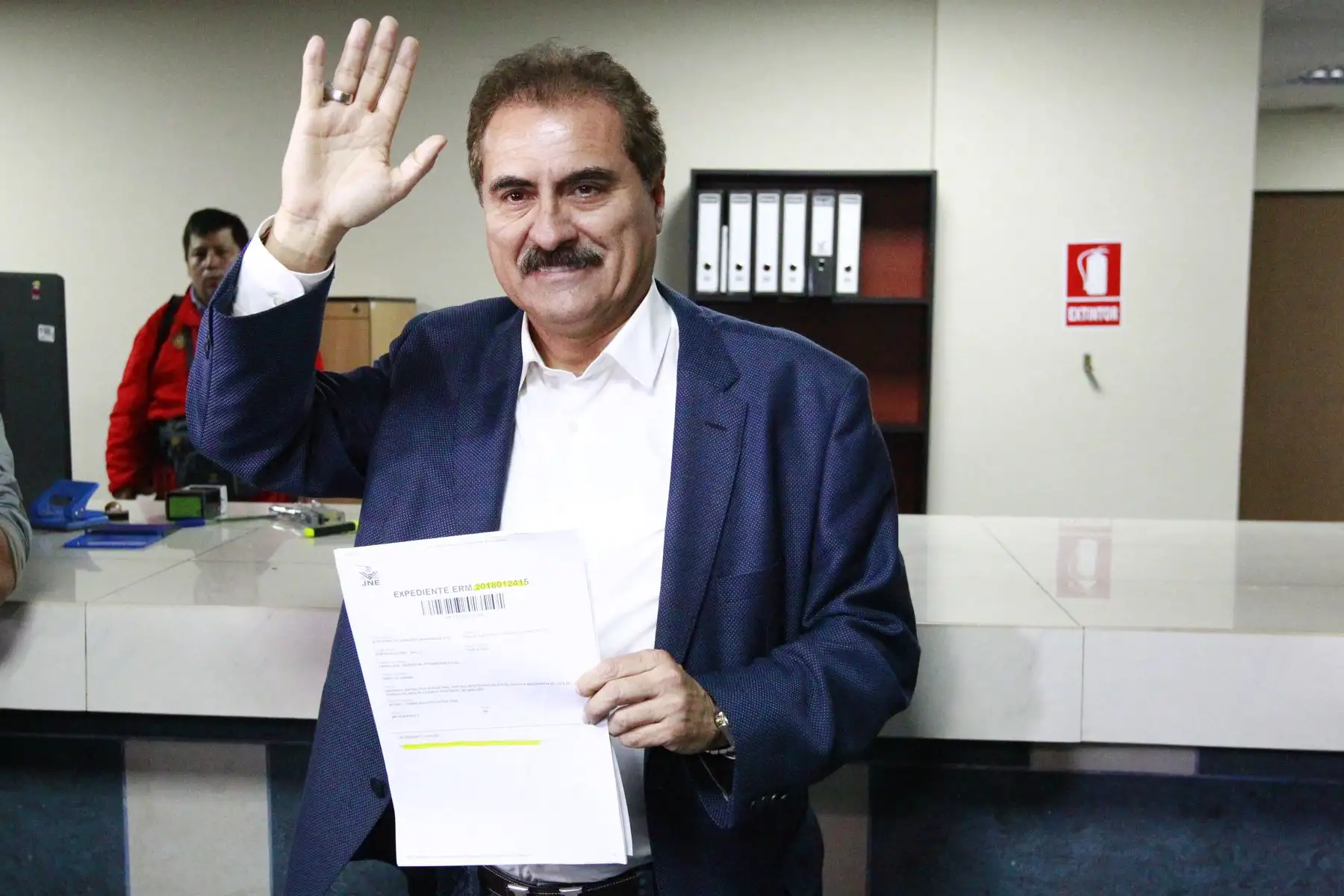 Candidato a la alcaldía de Lima Julio Gagó de la agrupación Avanza País se inscribe en el Jurado Electoral Especial (JEE) Lima Centro.Foto:ANDINA/Eddy Ramos.