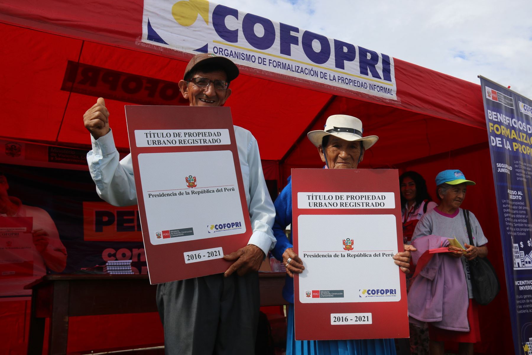 Más de 15,000 familias ya acceden a viviendas formalizadas, destaca Cofopri.Foto:  ANDINA/Difusión.