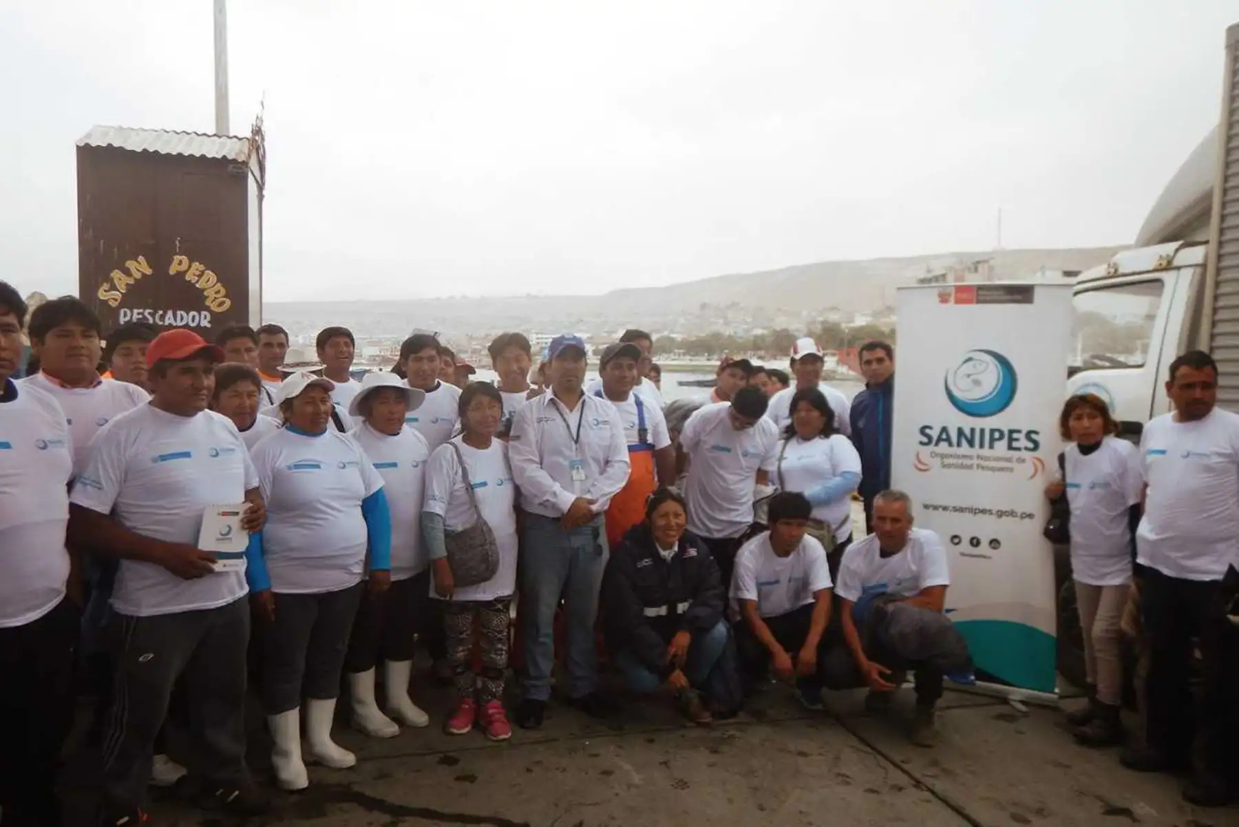 A fin de mejorar el cumplimiento de la Norma Sanitaria para Actividades Pesqueras y Acuícolas, el Organismo Nacional de Sanidad Pesquera (Sanipes) continúa difundiendo los alcances de la mencionada disposición legal entre los agentes que se desempeñan en las diferentes actividades de la pesca artesanal.