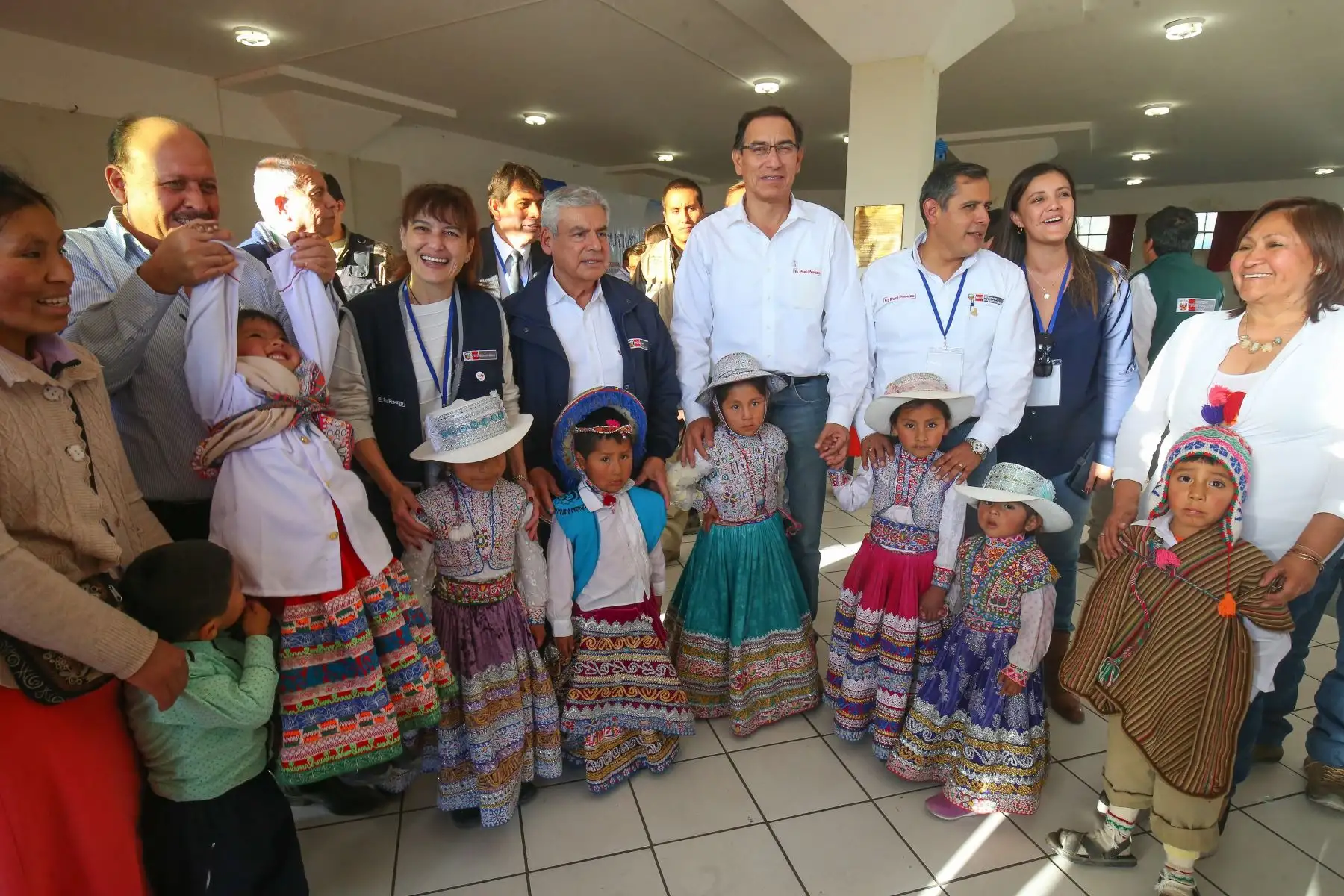 Presidente Martín Vizcarra, acompañado del titular del Gabinete Ministerial, César Villanueva, durante el Muni Ejecutivo realizado en Arequipa. Foto: ANDINA/ Prensa Presidencia
