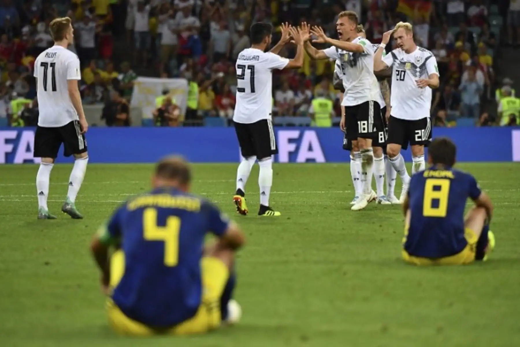 Alemania le ganó 2-1 a Suecia  y aún sigue con vida