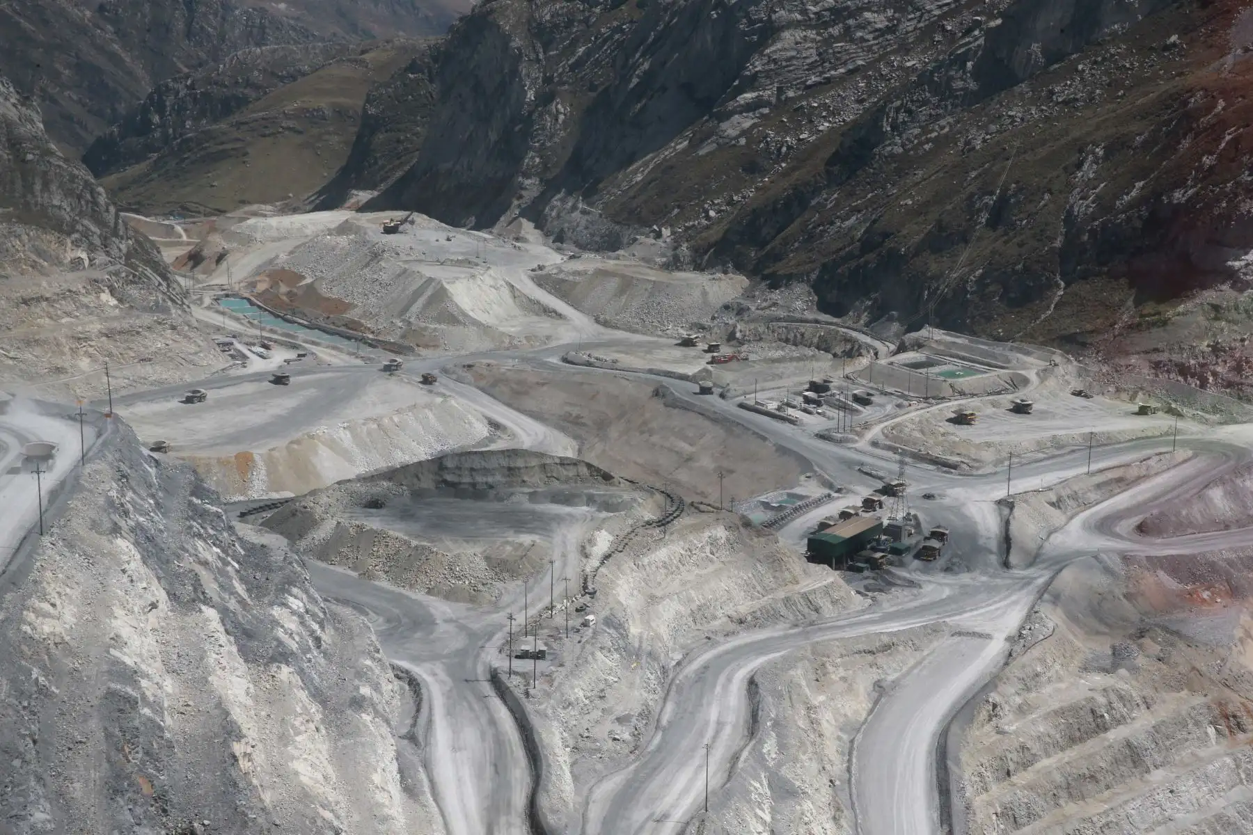 Antamina es considerada una de las diez minas más grandes del mundo a nivel de producción y en el Perú ha realizado una de las mayores inversiones mineras en su historia: US$3.600 millones. Foto: ANDINA/Vidal Tarqui