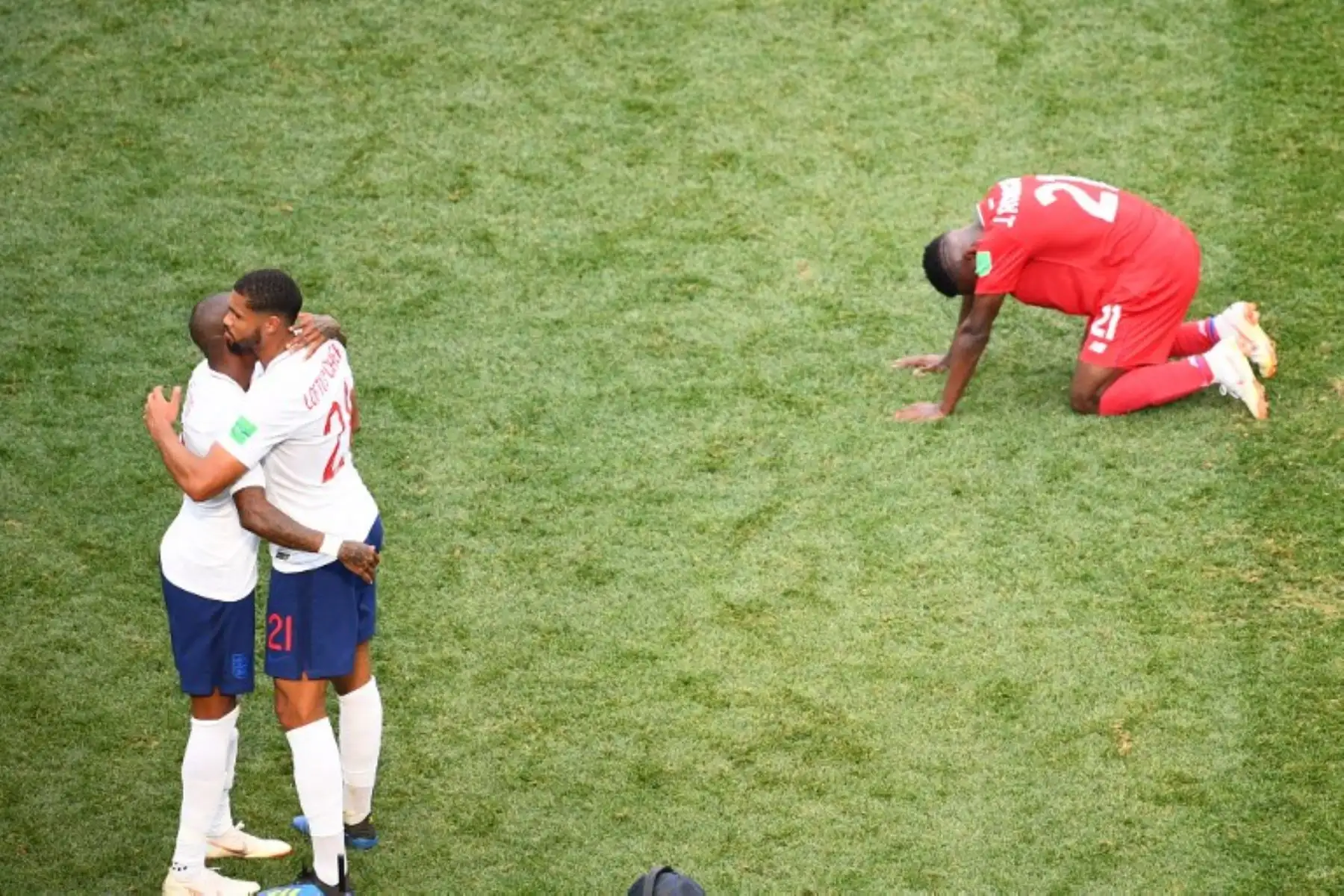Inglaterra goleó 6-1 a Panamá por el Grupo G