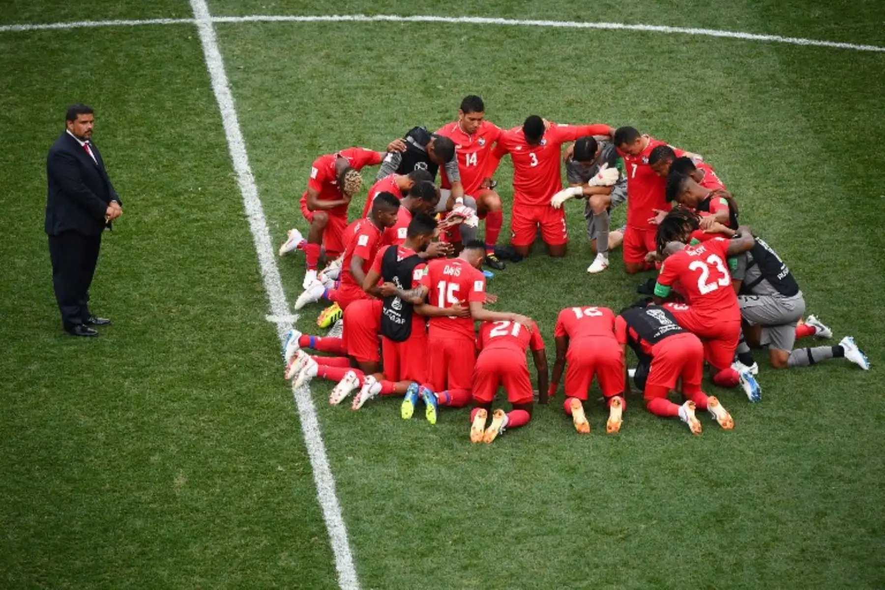 Inglaterra goleó 6-1 a Panamá por el Grupo G