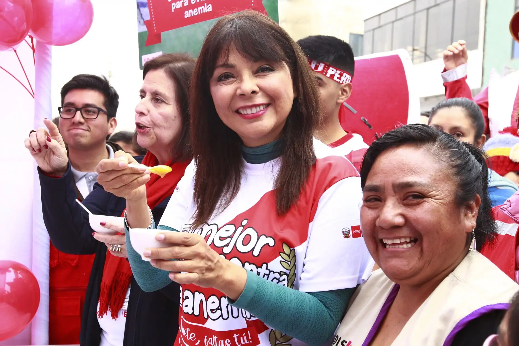 La ministra de Desarrollo e Inclusión Social, Liliana La Rosa, presidio ceremonia de lanzamiento de la Segunda Jornada Nacional contra la Anemia en San Juan de Lurigancho. Foto: ANDINA/Eddy Ramos.