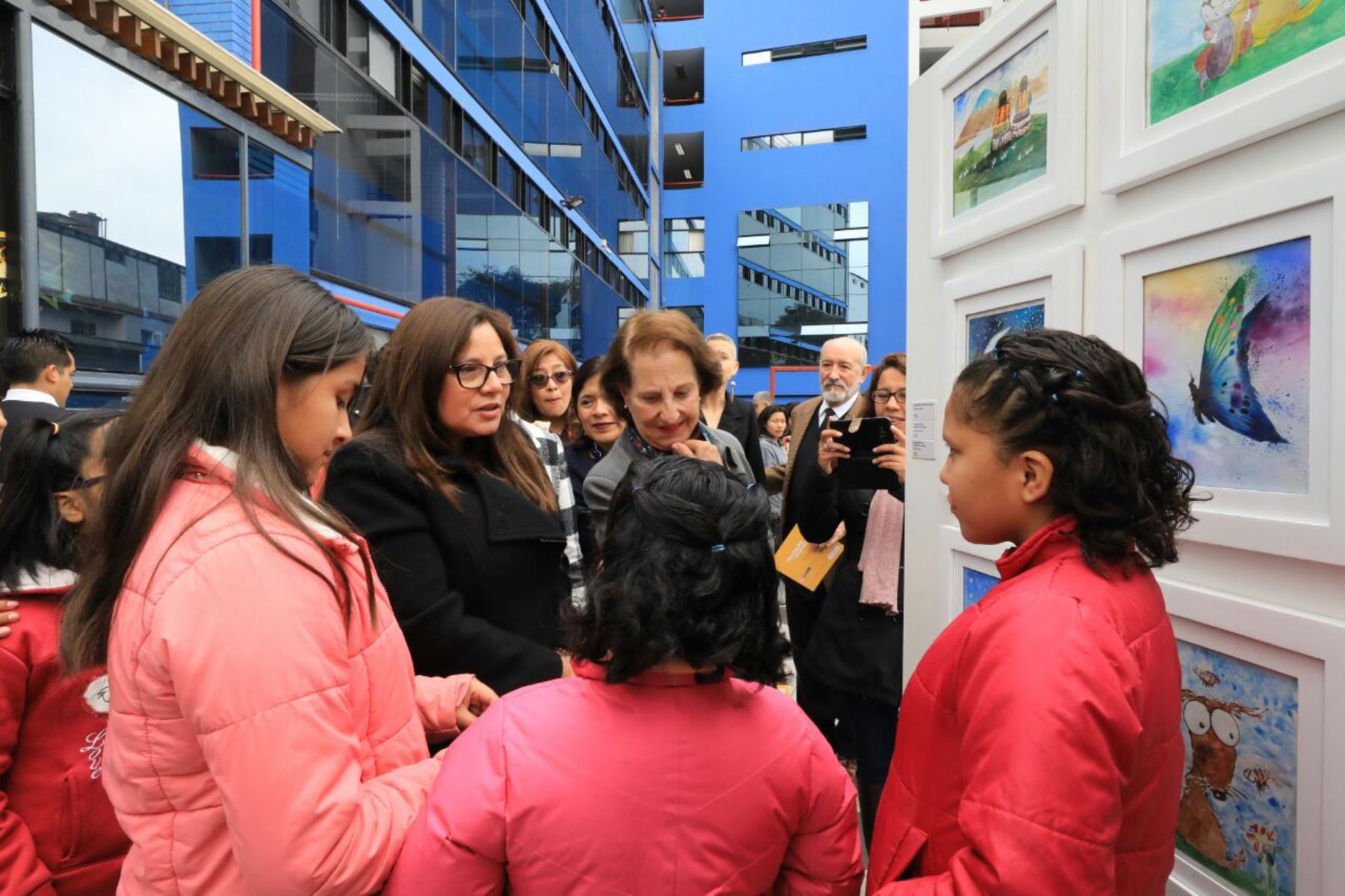 Exposición pictórica de niños del Inabif. Foto: Andina/Difusión