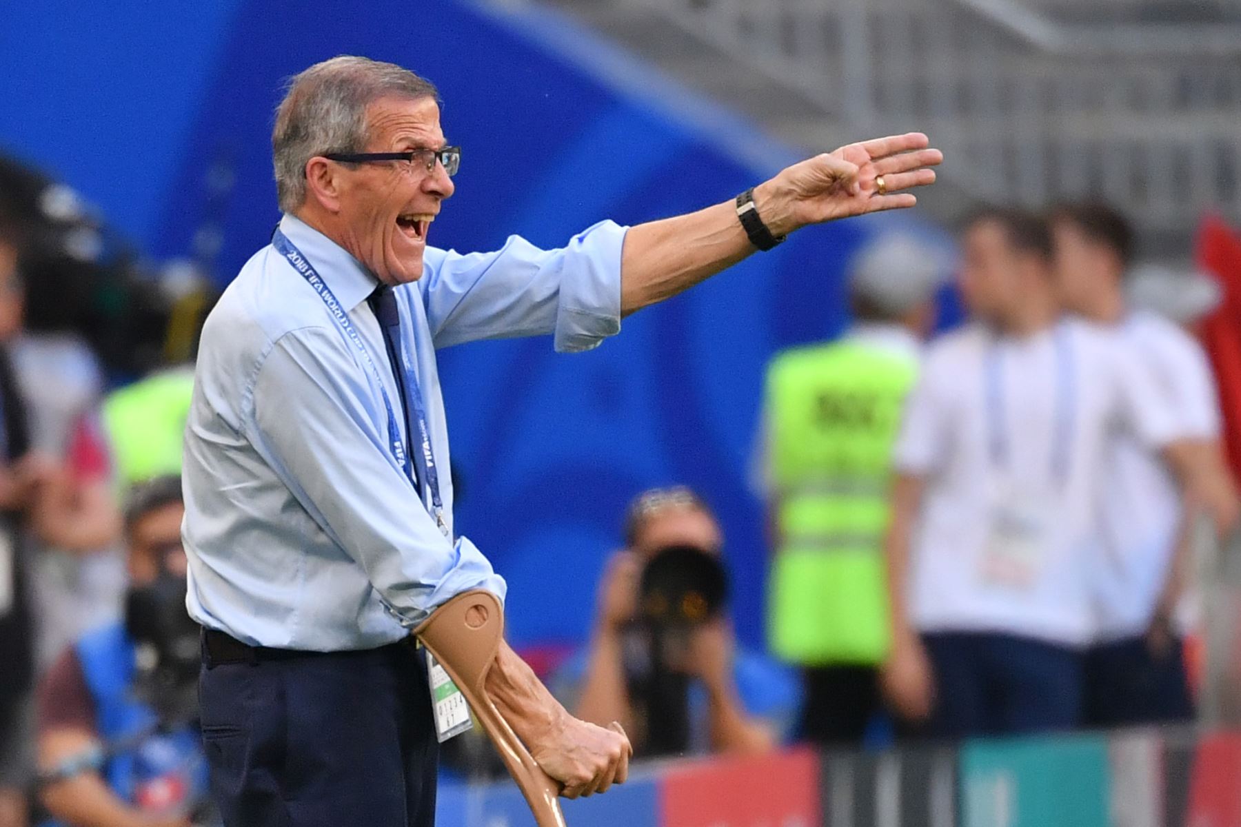 El entrenador uruguayo Oscar Washington Tabarez reacciona durante el partido de fútbol del Grupo A de la Copa Mundial Rusia 2018 entre Uruguay y Rusia en el Samara Arena de Samara el 25 de junio de 2018. / AFP