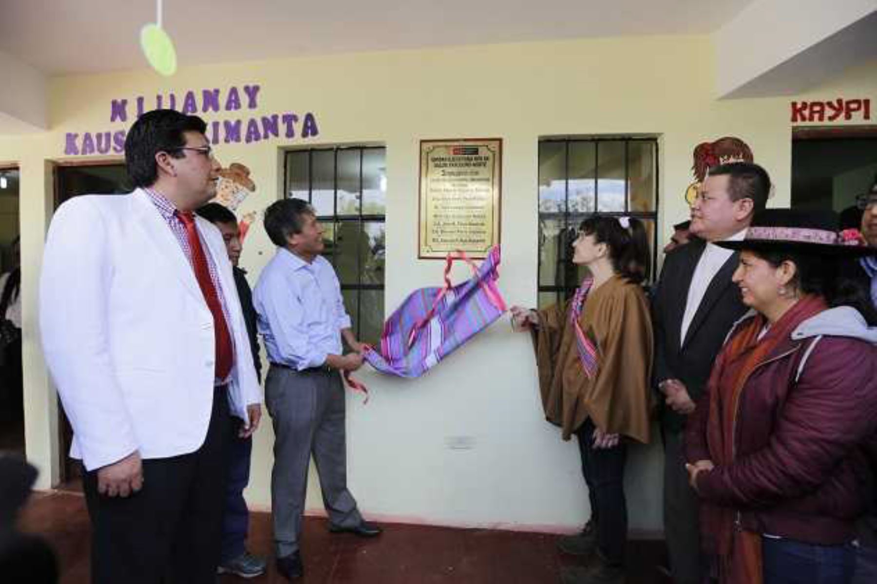 Más de 100,000 personas de la provincia de Huanta, en la región Ayacucho, se beneficiarán con los servicios del Centro de Salud Mental Comunitario Especializado "Bella Esmeralda", inaugurado hoy por la ministra de Salud, Silvia Pessah Eljay.