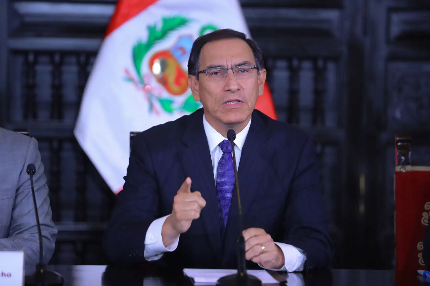 El Presidente de la República, Martín Vizcarra, hace un pronunciamiento sobre lucha anticorrupción. El Presidente de la República, Martín Vizcarra, hace un pronunciamiento sobre lucha anticorrupción. Foto: ANDINA/Prensa Presidencia.