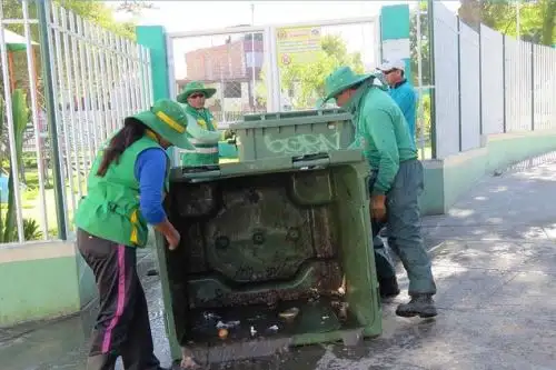La Contraloría General de la República advirtió riesgos en la recolección y disposición de residuos sólidos del distrito de Paucarpata, en la provincia y departamento de Arequipa. Para este servicio la Municipalidad Distrital destina una partida económica de 221,920 soles.