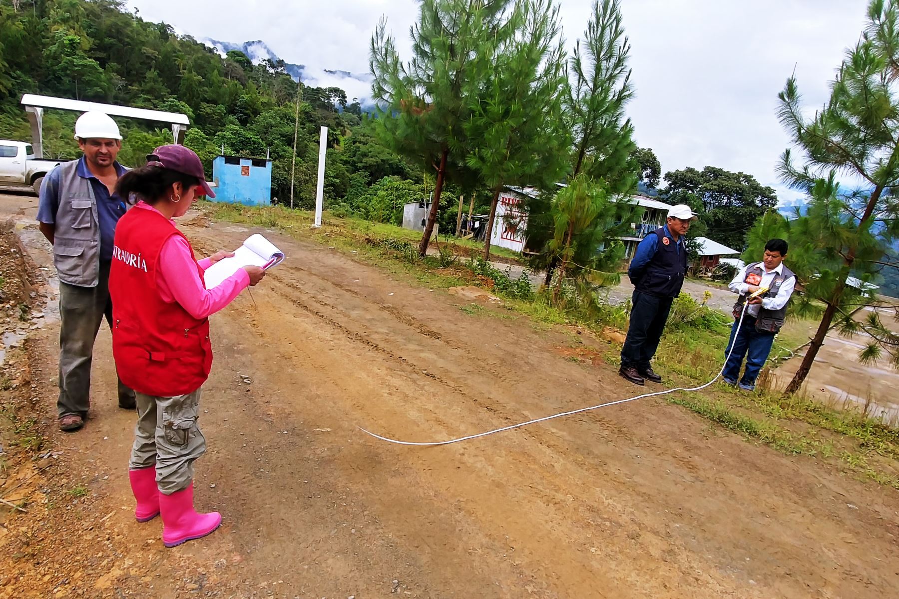 Contraloría detecta riesgos en rehabilitación de carretera en Kimbiri, Cusco ANDINA