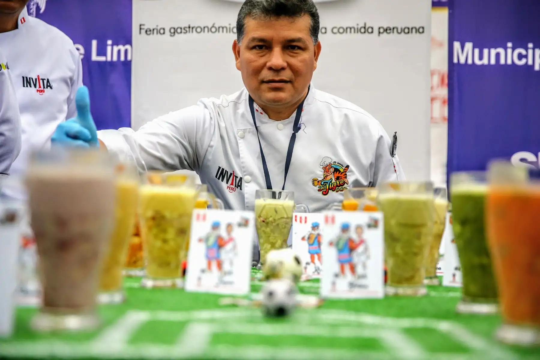 En el marco de la celebración por el Día Nacional del Ceviche, la municipalidad de Lima organiza una feria gastronómica en el Parque de la Muralla. Foto: ANDINA/Luis Iparraguirre