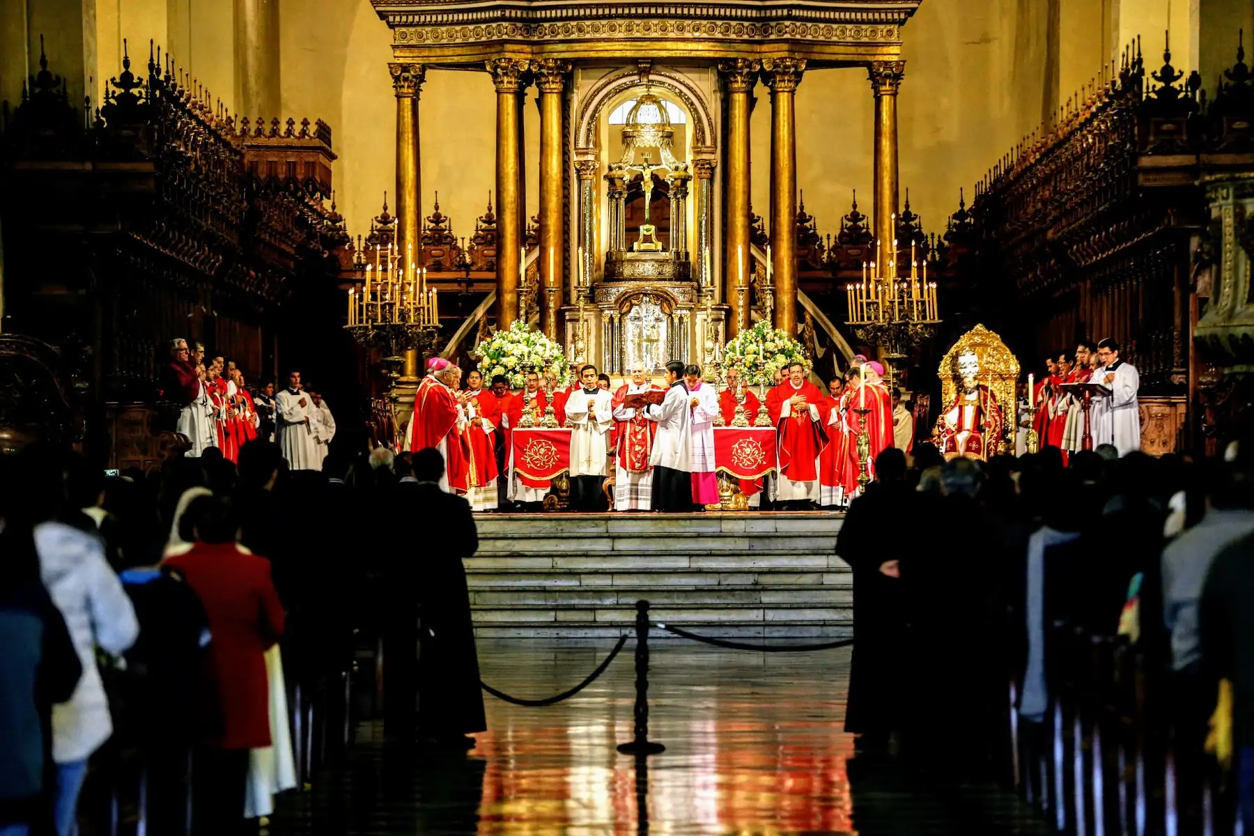 Misa en La Catedral de Lima por el día de San Pedro y San Pablo. Foto: ANDINA/Luis Iparraguirre