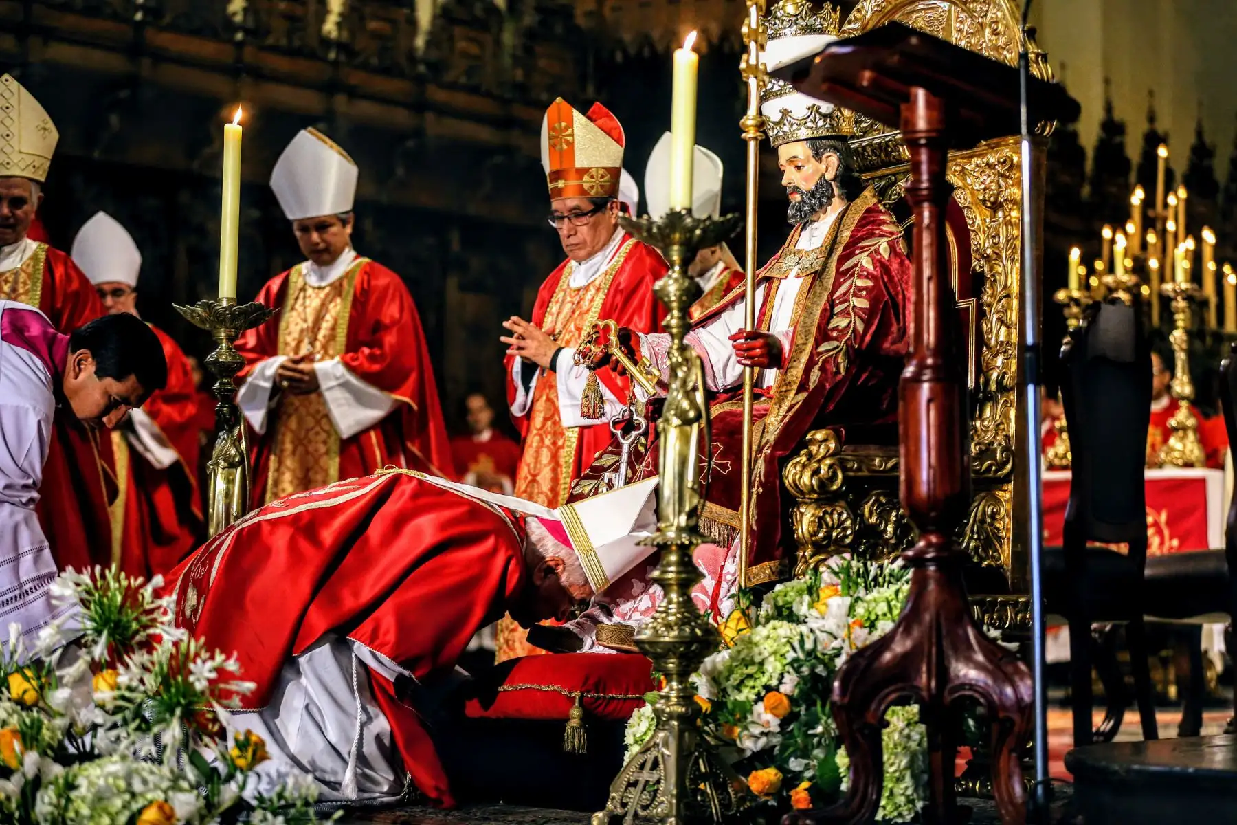 Misa en La Catedral de Lima por el día de San Pedro y San Pablo. Foto: ANDINA/Luis Iparraguirre