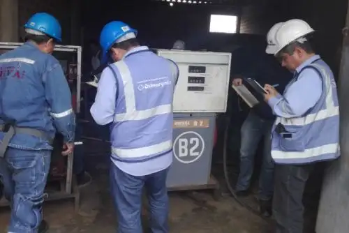 El Organismo Supervisor de la Inversión en Energía y Minería (Osinergmin) clausuró dos grifos en Barranca por presentar condiciones inseguras que representan un riesgo para la población aledaña. Las intervenciones forman parte del plan de operativos inopinados que la institución realiza permanentemente para verificar que los grifos cumplan con las normas de seguridad vigentes.