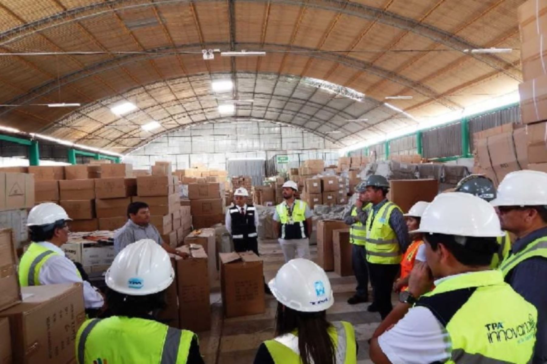 En el último año el ingreso de contenedores por el terminal Puerto Arica, en la región Tacna, aumentó en más de 250%, informó José Condori, gerente promoción y desarrollo de la Zona Franca de Tacna (Zofratacna).