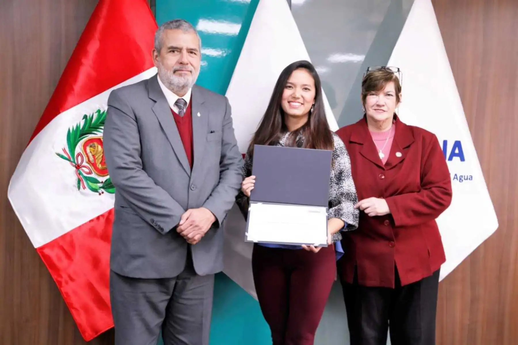Una primera promoción de trece evaluadores de promotores de la cultura del agua fue certificada por el Sistema Nacional de Evaluación, Acreditación y Certificación de la Calidad Educativa (Sineace) tras haber aprobado satisfactoriamente su formación.