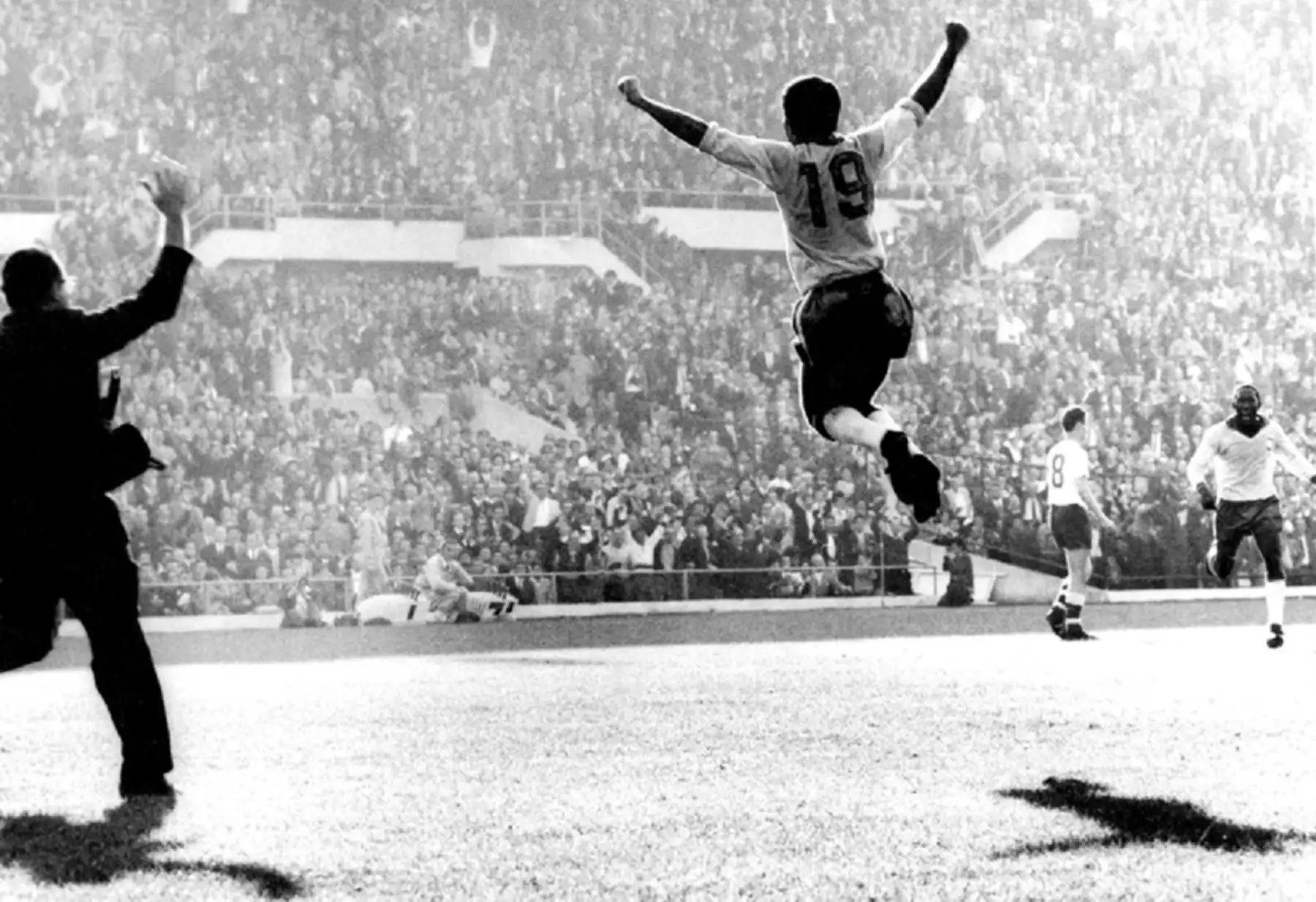 Vavá – Brasil. Nueve goles en diez partidos. Participó en los mundiales de Suecia 1958 y Chile 1962. En ambos torneos fue campeón. Foto: ANDINA/archivo