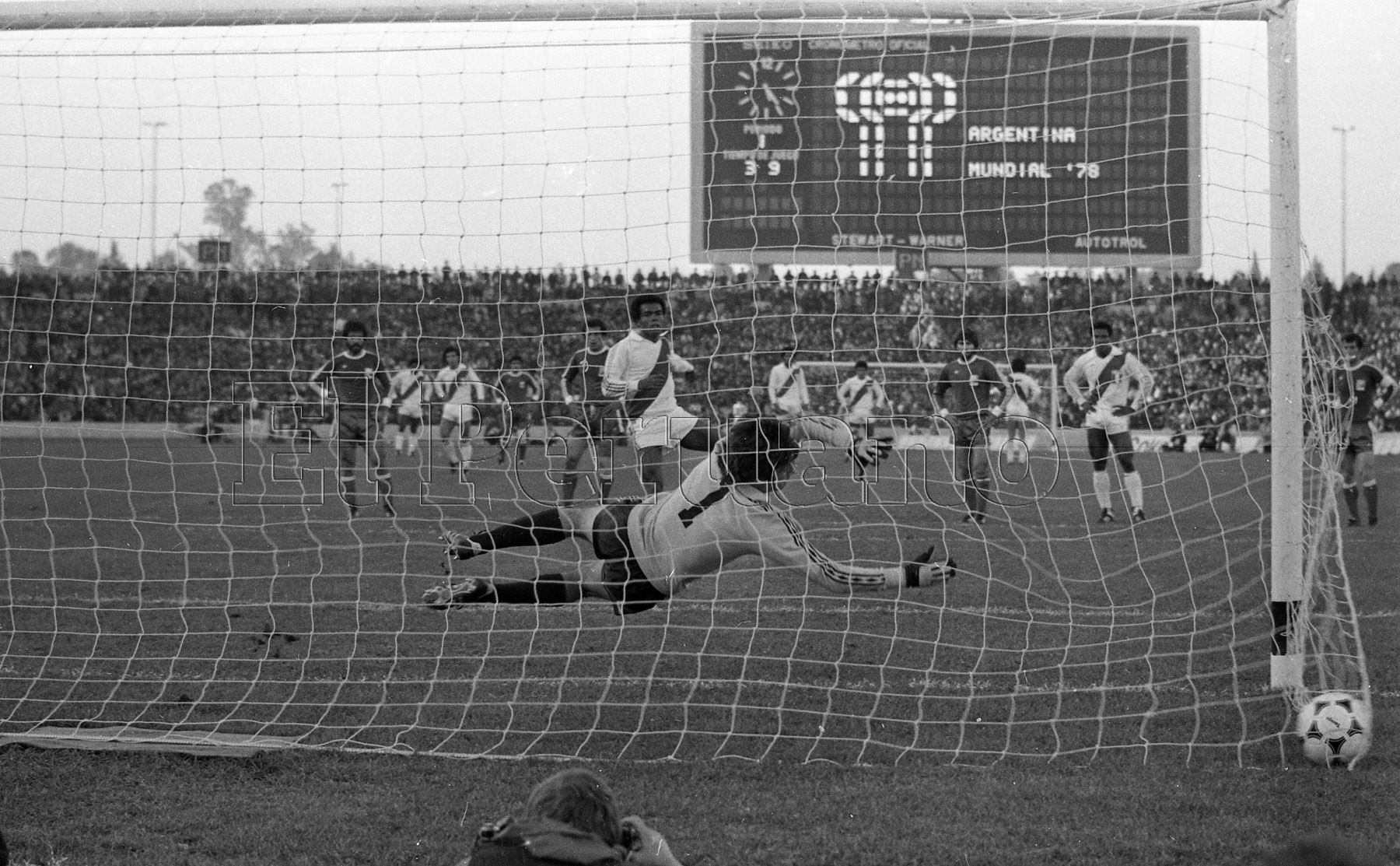 Teófilo Cubillas – Perú. 10 goles en 13 partidos. Participó en los mundiales de 1970, 1978 y 1982.Foto: ANDINA/archivo