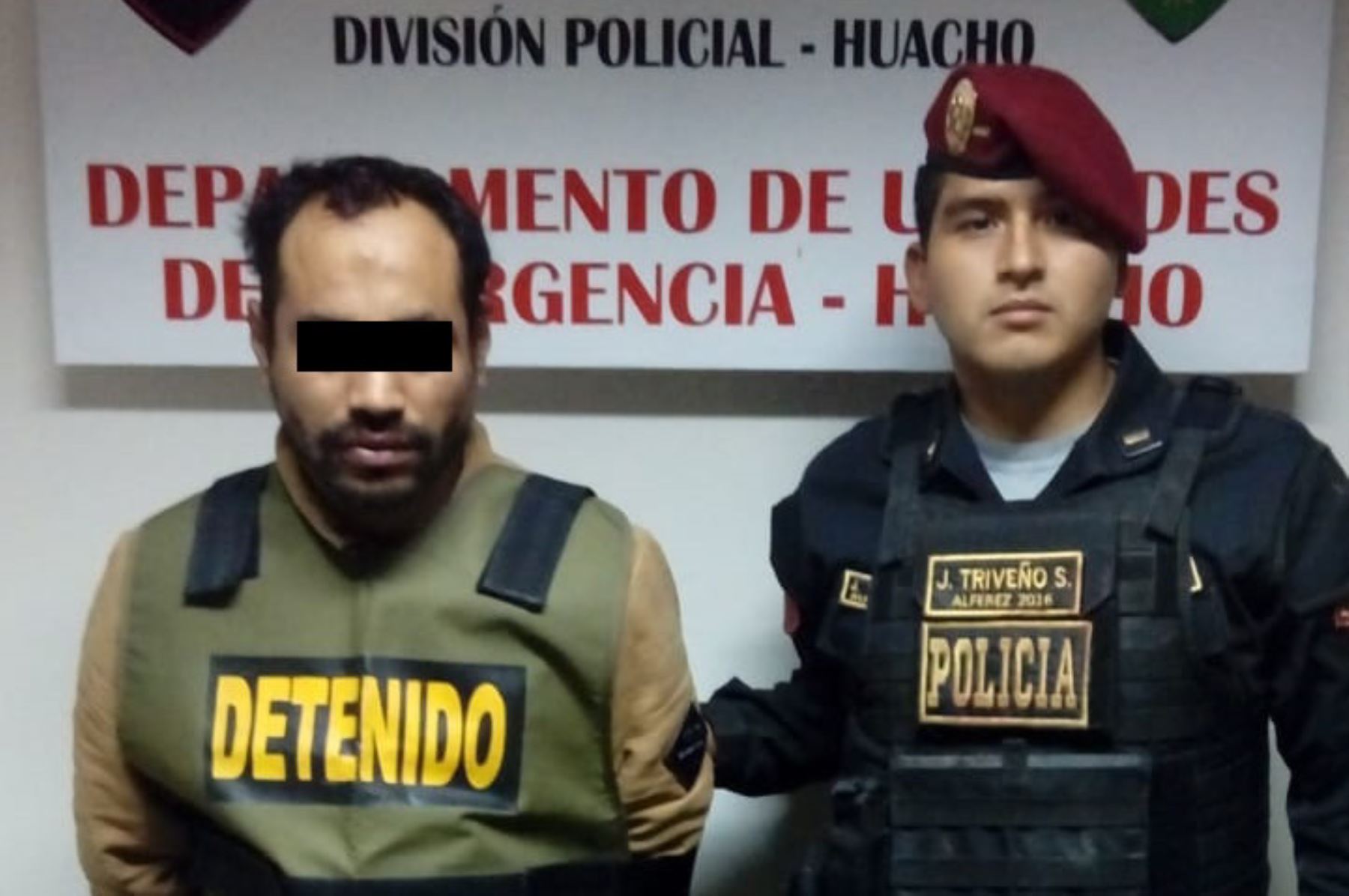 Agentes de la División de Emergencias de la Policía Nacional del Perú (PNP) capturaron en Huacho a un sujeto por tenencia ilegal de armas de fuego, quien al momento de ser intervenido disparó contra el personal policial.