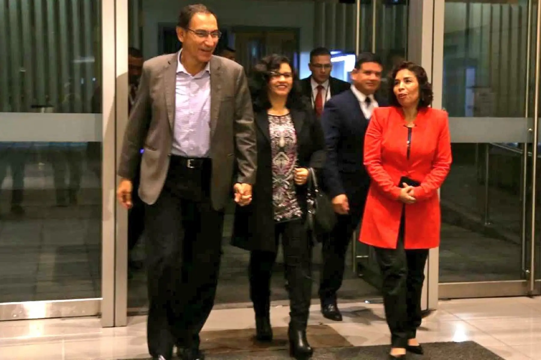 Presidente Martín Vizcarra, asistió al espectáculo Retablo de Fiestas Patrias.