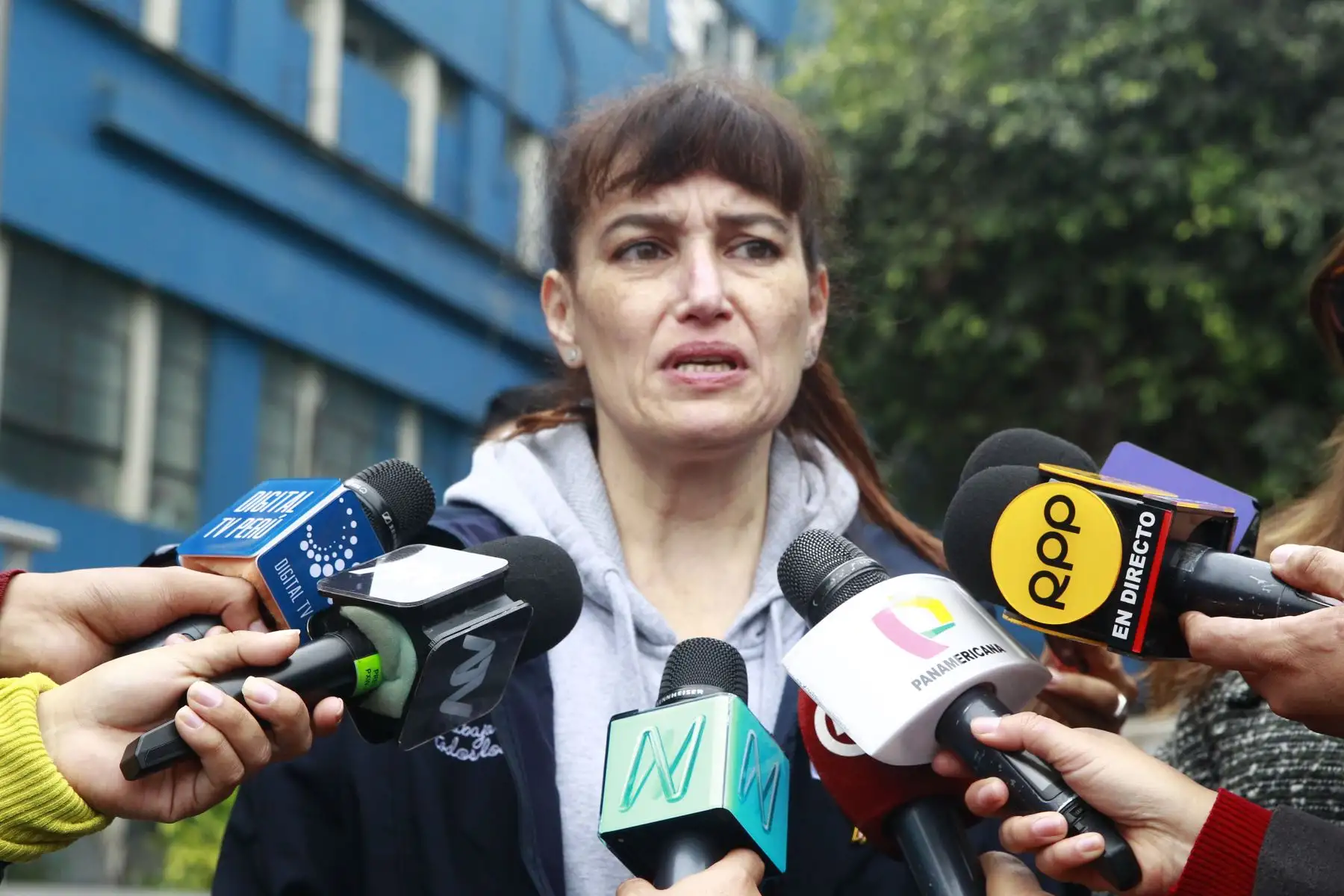 Ministra de Salud, Silvia Pessah declara a la prensa sobre el caso de Juana Mendoza quien falleció en horas de la mañana en el hospital Almenara . Foto: ANDINA/Eddy Ramos